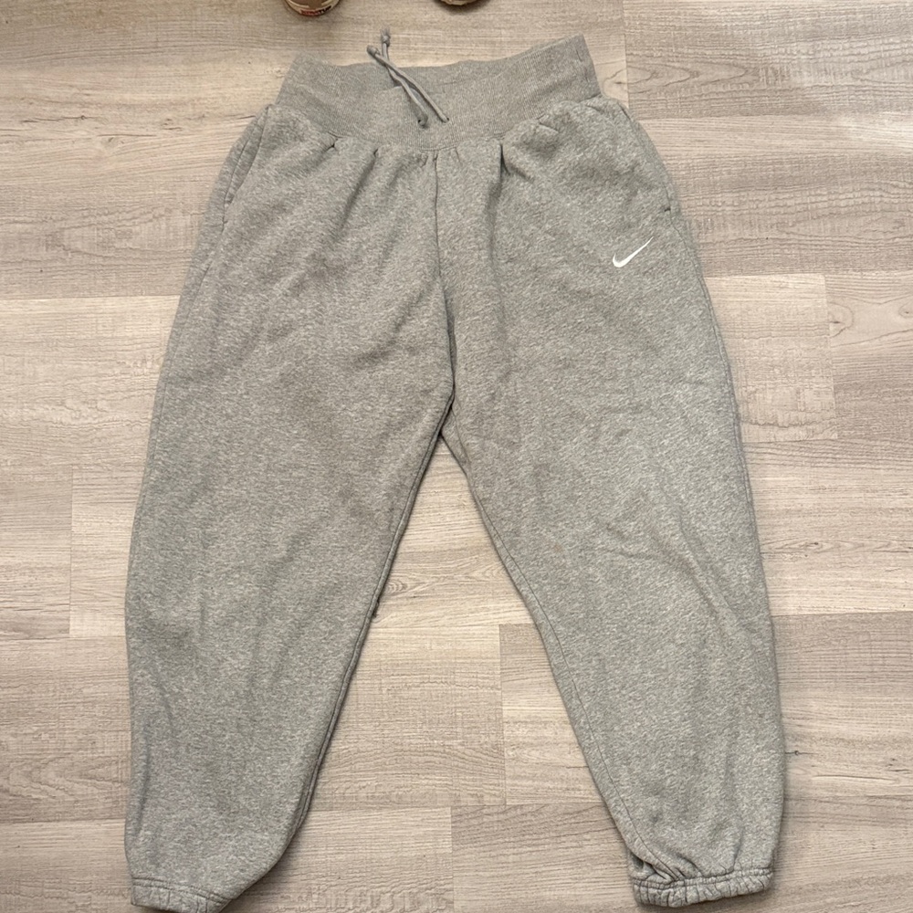 Nike Sweatpants Size Small